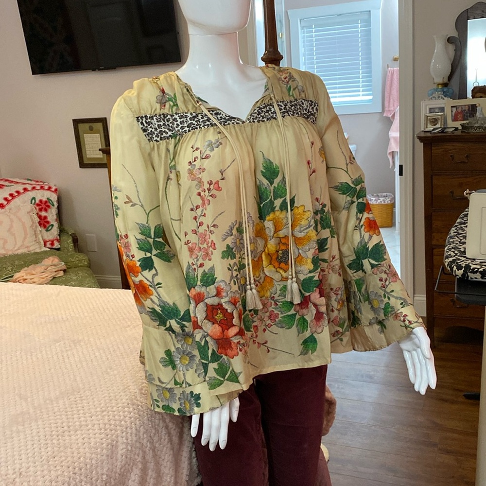 Johnny Was XL silk top, blouse